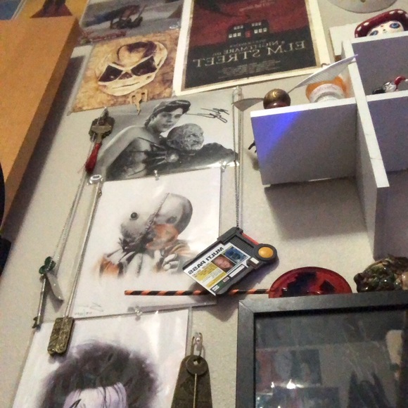 Mystery Box - Picture 6 of 6